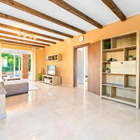 Villa Markatoni *